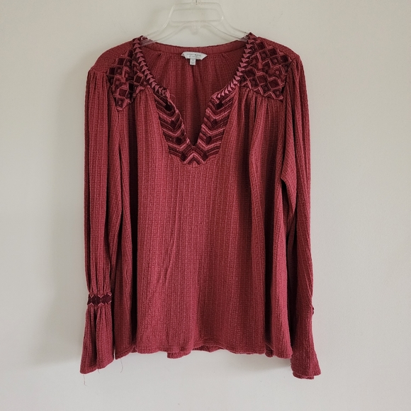 Lucky Brand Embroidered Bell Cuff Sleeve Waffle Knit Top Size 1X - Picture 4 of 12